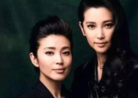 黑衣爆料李雪视频,揭秘背后惊人真相 第2张 黑衣爆料李雪视频,揭秘背后惊人真相 第2张