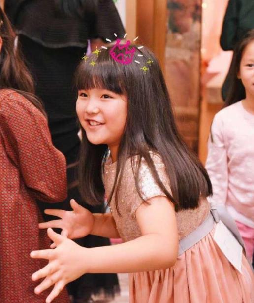 李湘女儿八卦爆料视频全集,八卦爆料视频全集大揭秘 第3张 李湘女儿八卦爆料视频全集,八卦爆料视频全集大揭秘 第3张