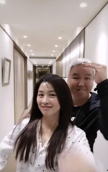 杨妈家邻居爆料视频,惊人真相曝光! 第2张 杨妈家邻居爆料视频,惊人真相曝光! 第2张