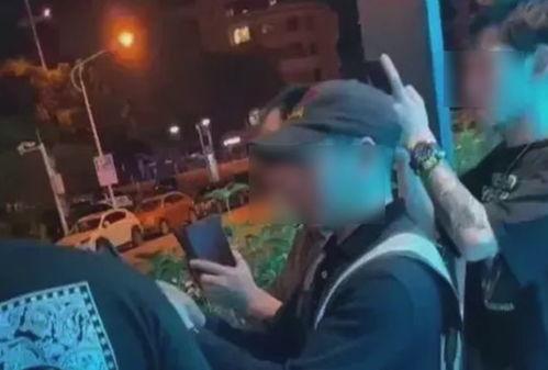 酒吧在线吃瓜免费视频播放,免费视频盛宴,在线吃瓜不停歇 第2张 酒吧在线吃瓜免费视频播放,免费视频盛宴,在线吃瓜不停歇 第2张
